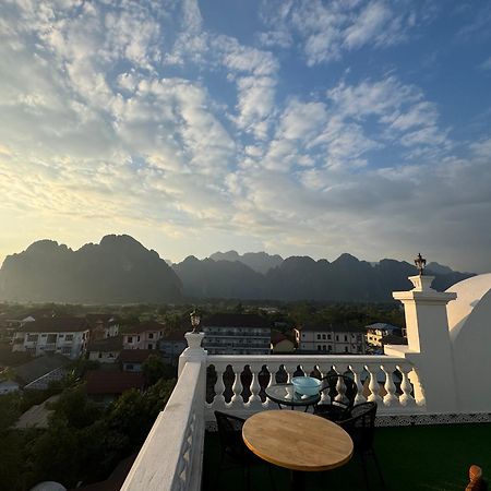 Sky Hotel Vangviang Kültér fotó