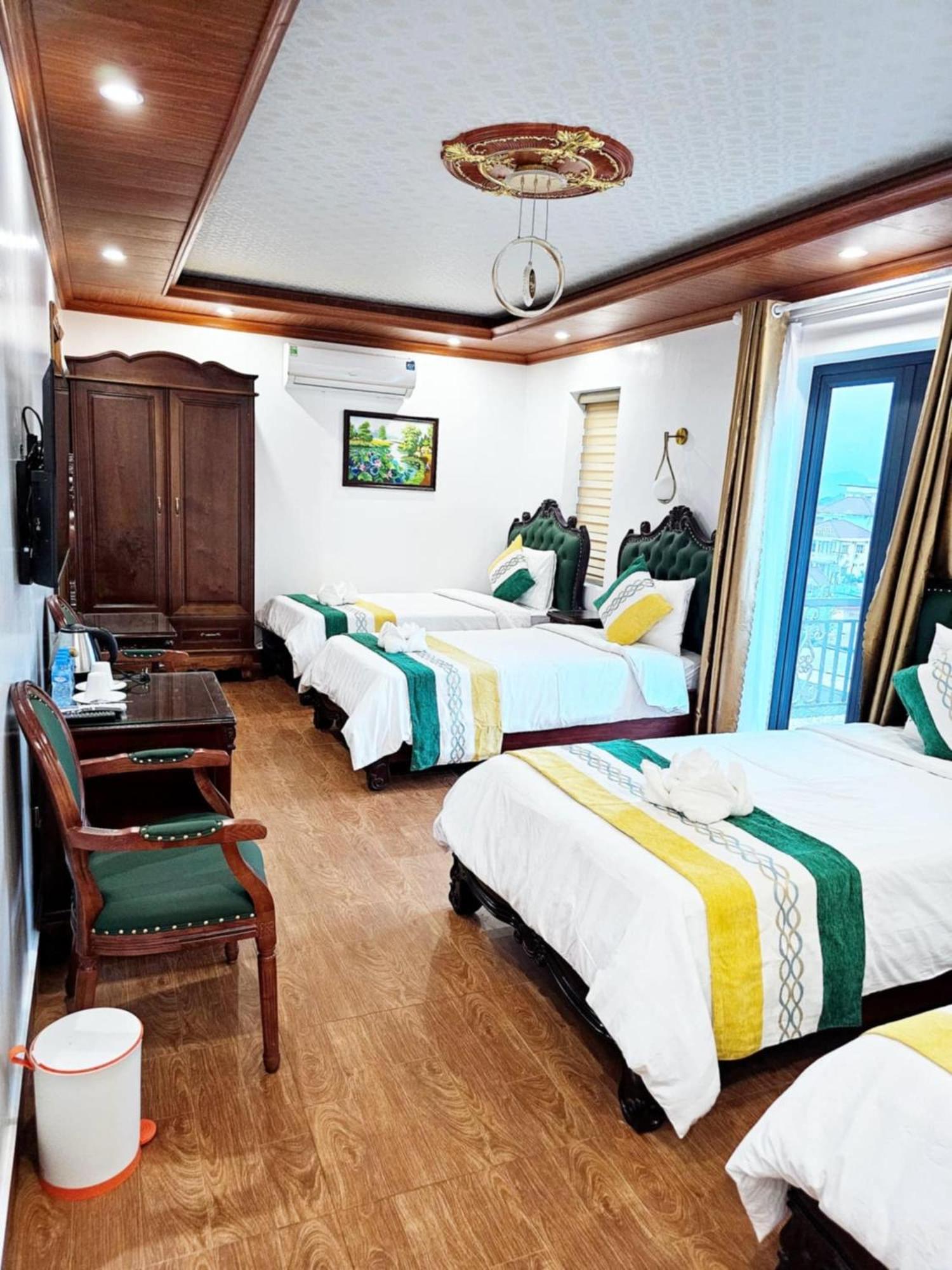 Sky Hotel Vangviang Kültér fotó