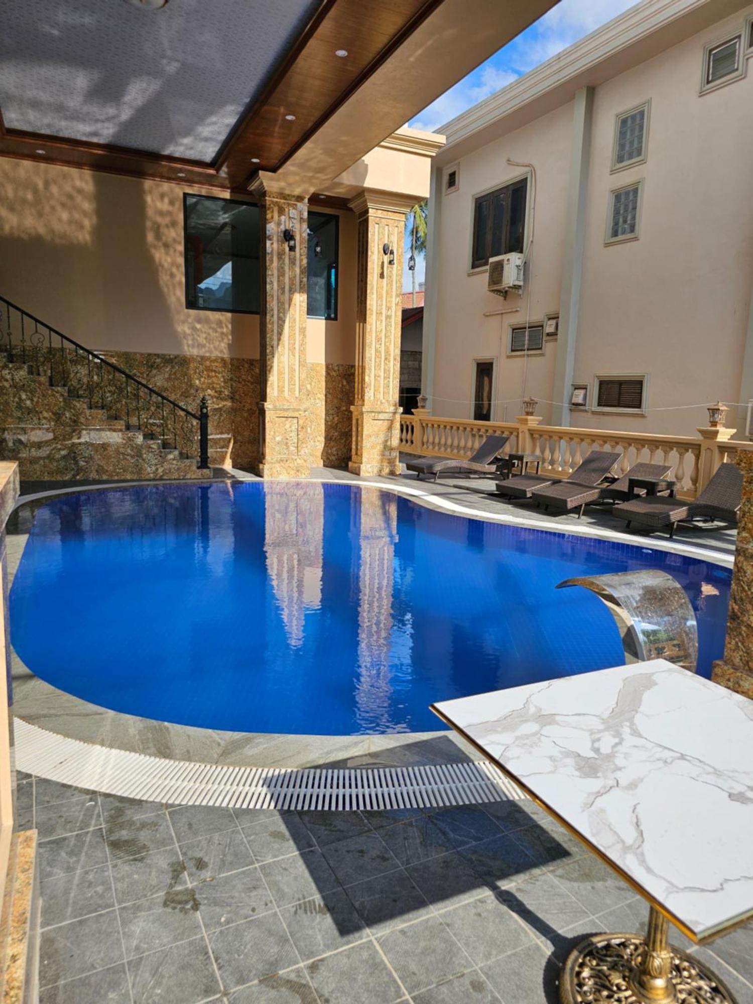 Sky Hotel Vangviang Kültér fotó